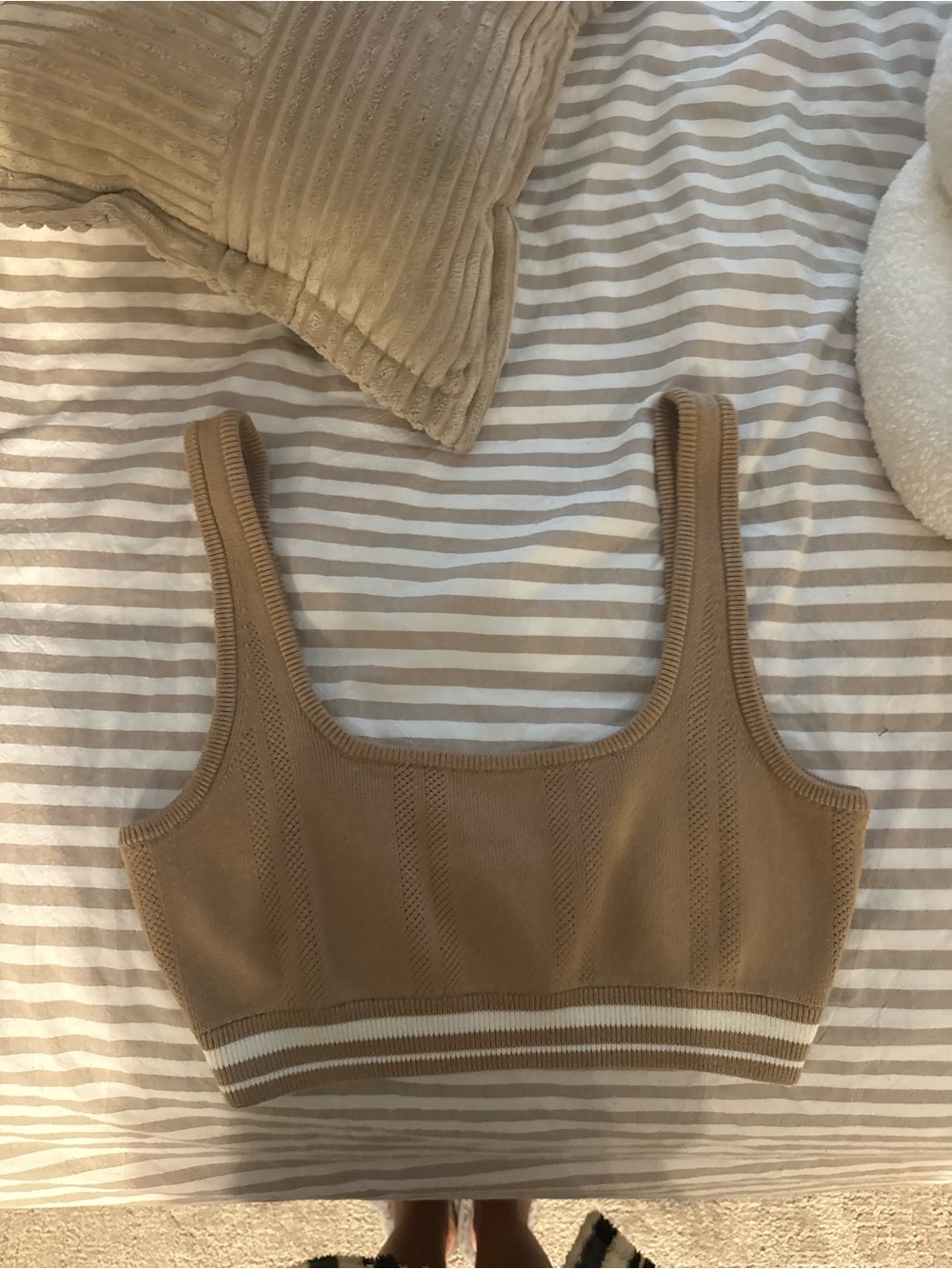 Kith Beige/Tan High-Waist Athletic Shorts Set - Picture 2 of 5